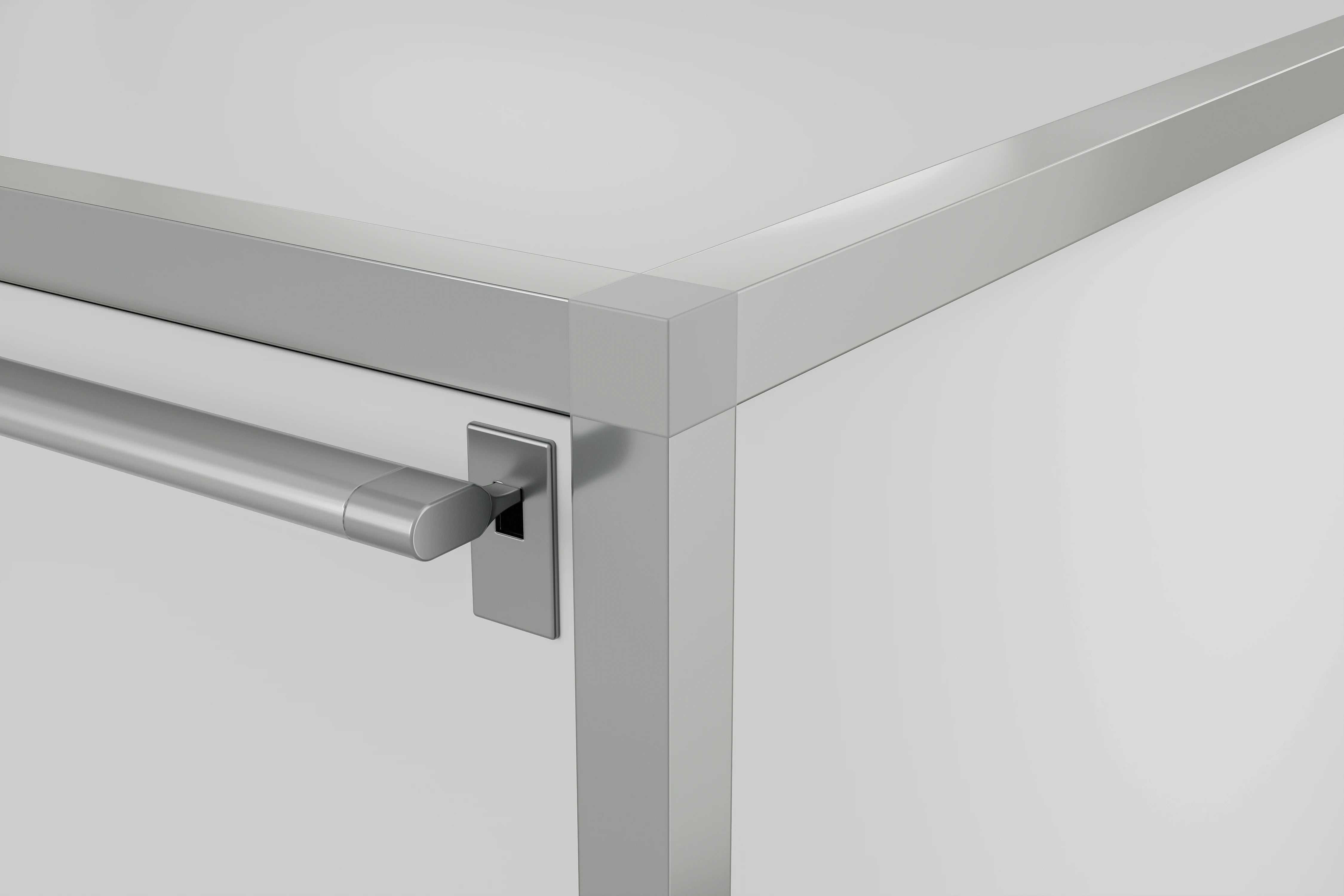 Structure robuste en aluminium d'une pharmacie de voiture vétérinaire  Daktary avec fermeture Lynx